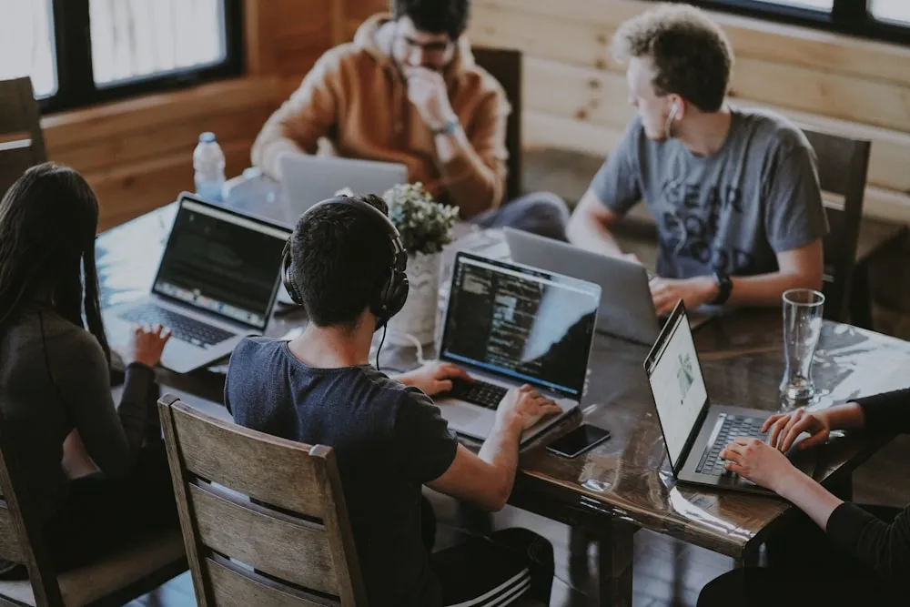 Comment utiliser l'IA en entreprise quand on ne sait pas par où commencer Comment utiliser l'IA en entreprise quand on ne sait pas par où commencer